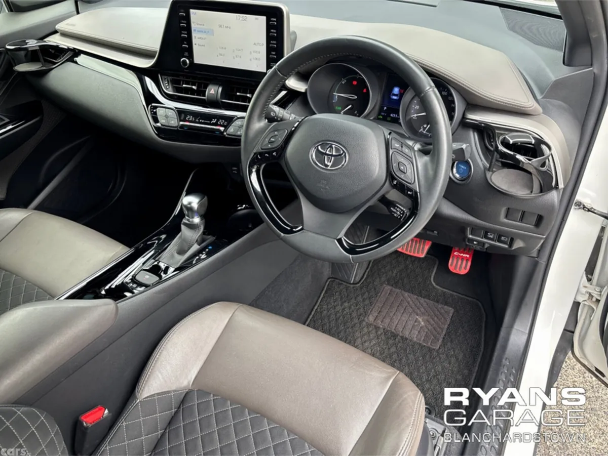 Toyota C-HR Hatchback, Petrol Hybrid, 2020, White