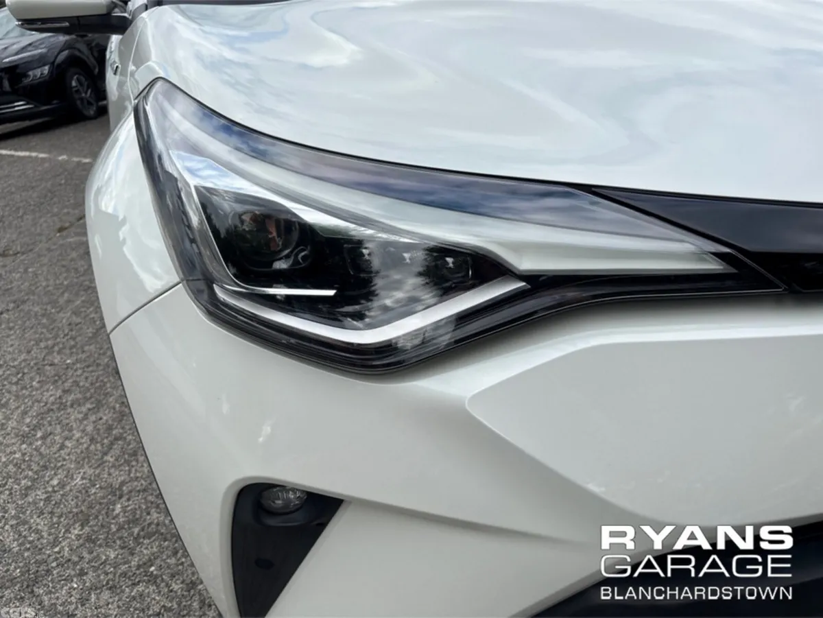 Toyota C-HR Hatchback, Petrol Hybrid, 2020, White