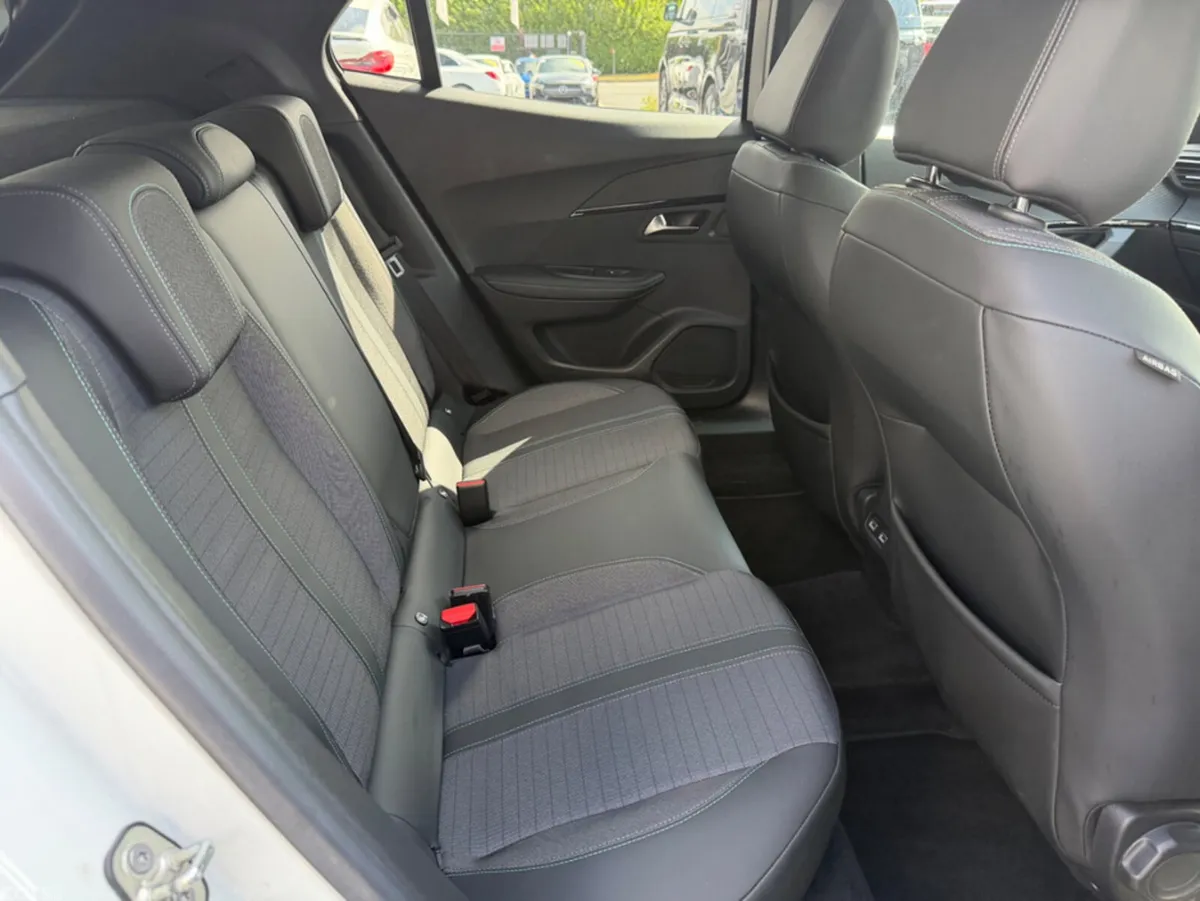 Peugeot 2008 SUV, Petrol, 2021, White