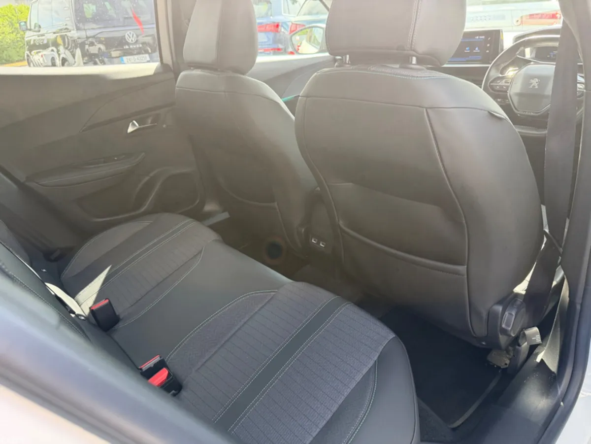 Peugeot 2008 SUV, Petrol, 2021, White