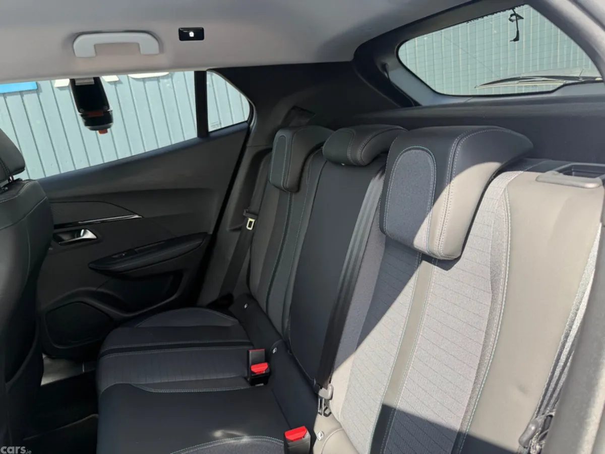 Peugeot 2008 SUV, Petrol, 2021, White