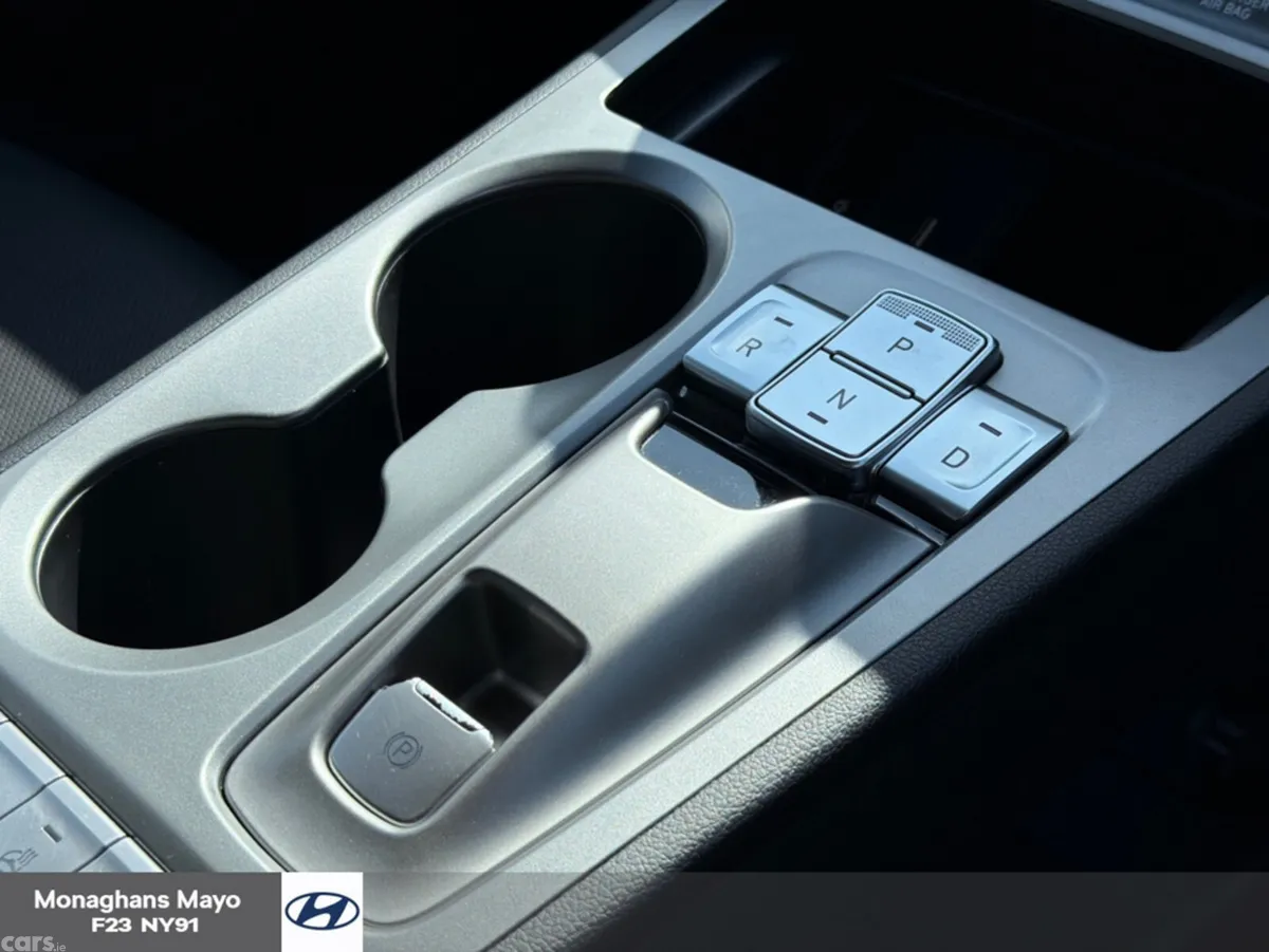 Hyundai KONA MPV, Electric, 2022, Grey