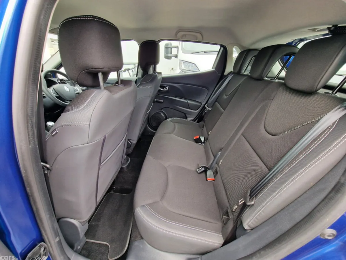 Renault Clio Hatchback, Petrol, 2018, Blue