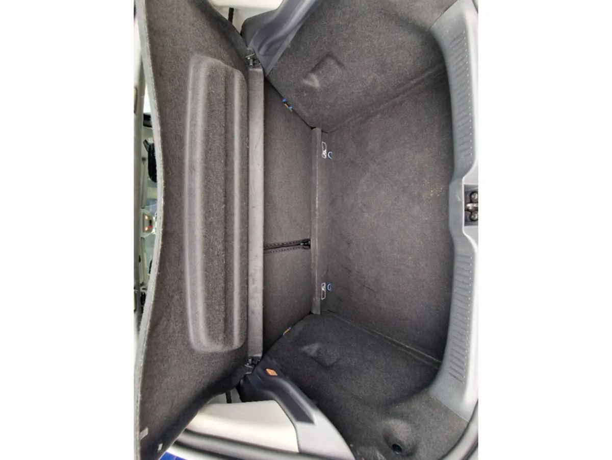 Renault Clio Hatchback, Petrol, 2018, Blue
