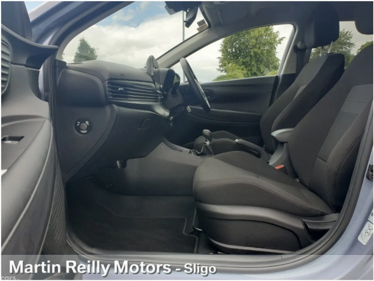 Hyundai Bayon SUV, Petrol, 2026, Blue