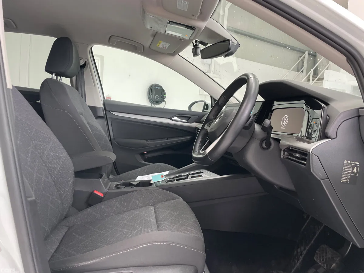 Volkswagen Golf Hatchback, Petrol, 2021, White