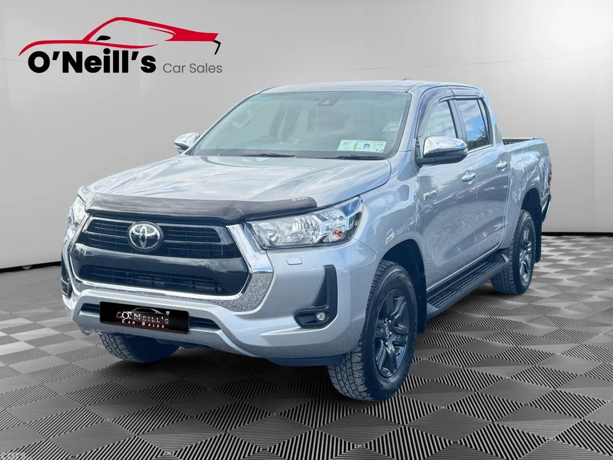 Toyota Hilux Pick Up, Diesel, 2025, Silver