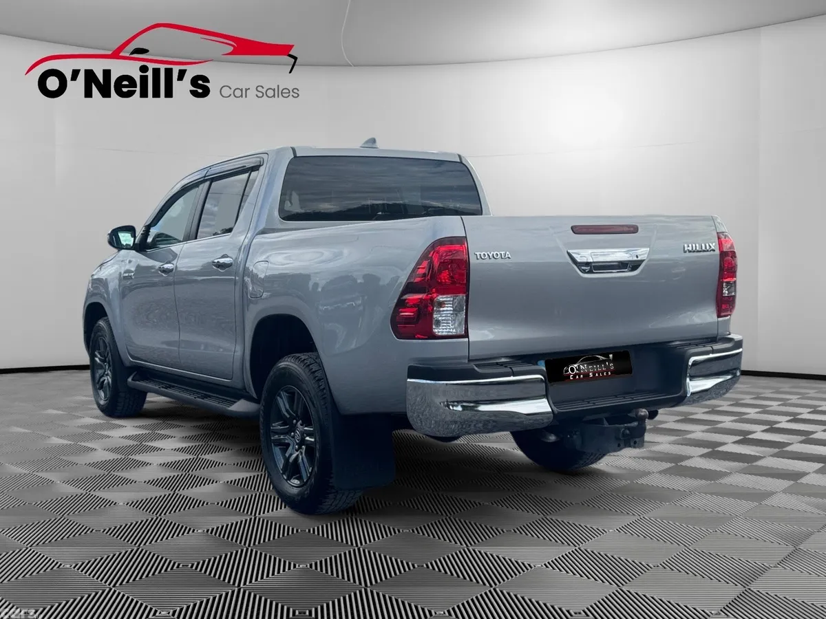 Toyota Hilux Pick Up, Diesel, 2025, Silver
