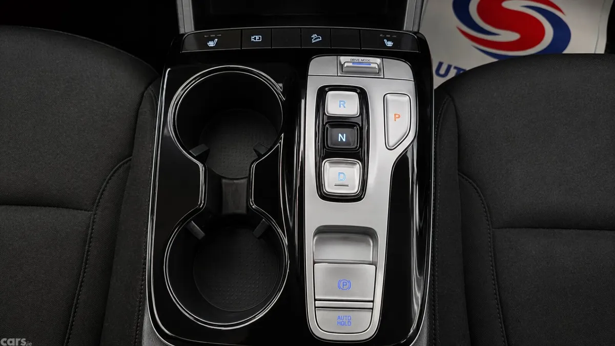 Hyundai Tucson SUV, Petrol Hybrid, 2022, White