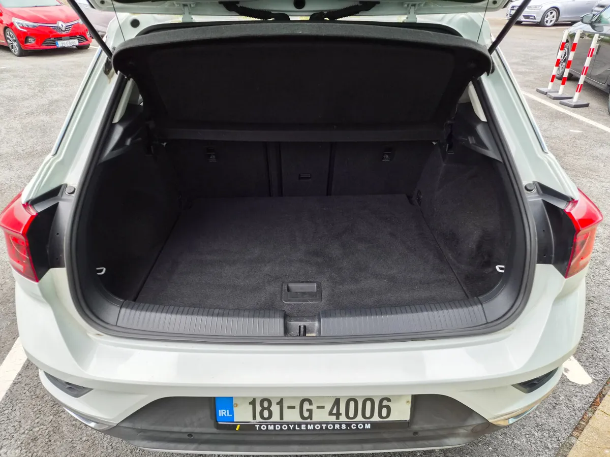 Volkswagen T-Roc SUV, Petrol, 2018, White