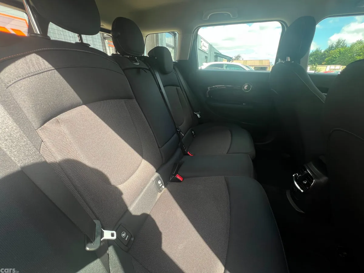 Mini Cooper Hatchback, Diesel, 2019, Green