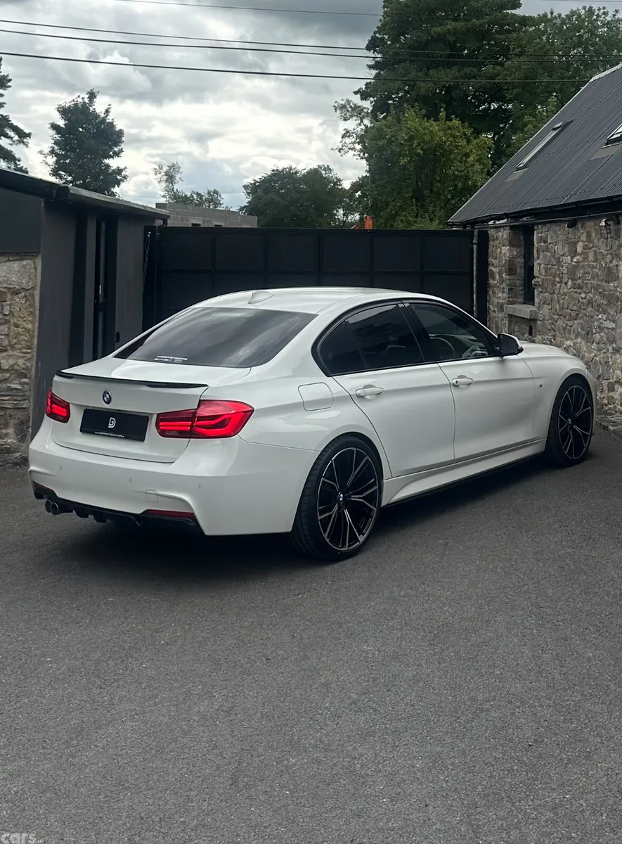 BMW 3-Series Saloon, Diesel, 2017, White