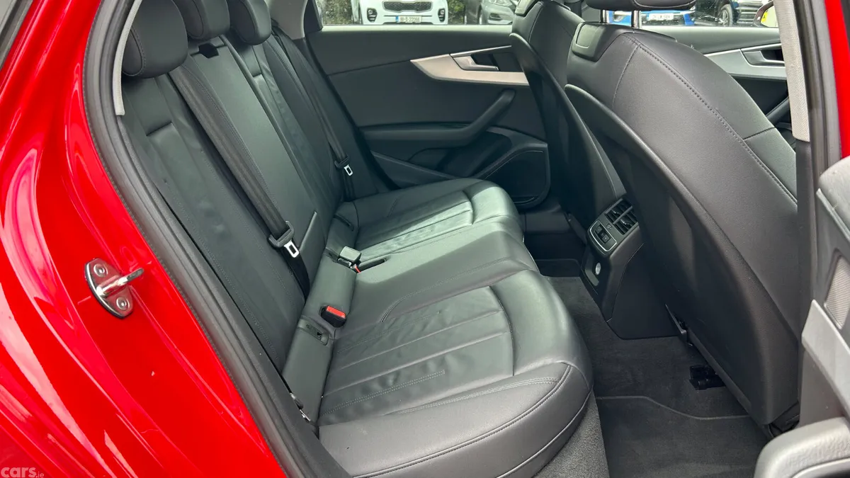 Audi A4 Estate, Diesel, 2022, Red