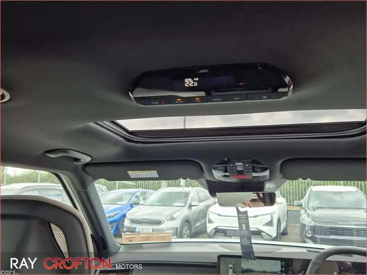 Kia EV9 MPV, Electric, 2026, White