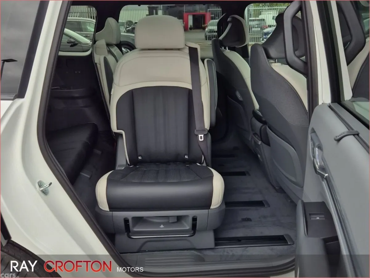 Kia EV9 MPV, Electric, 2026, White