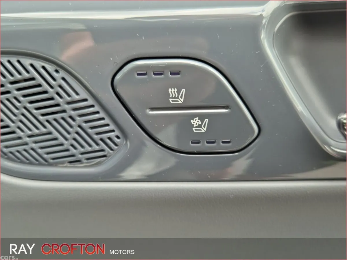 Kia EV9 MPV, Electric, 2026, White