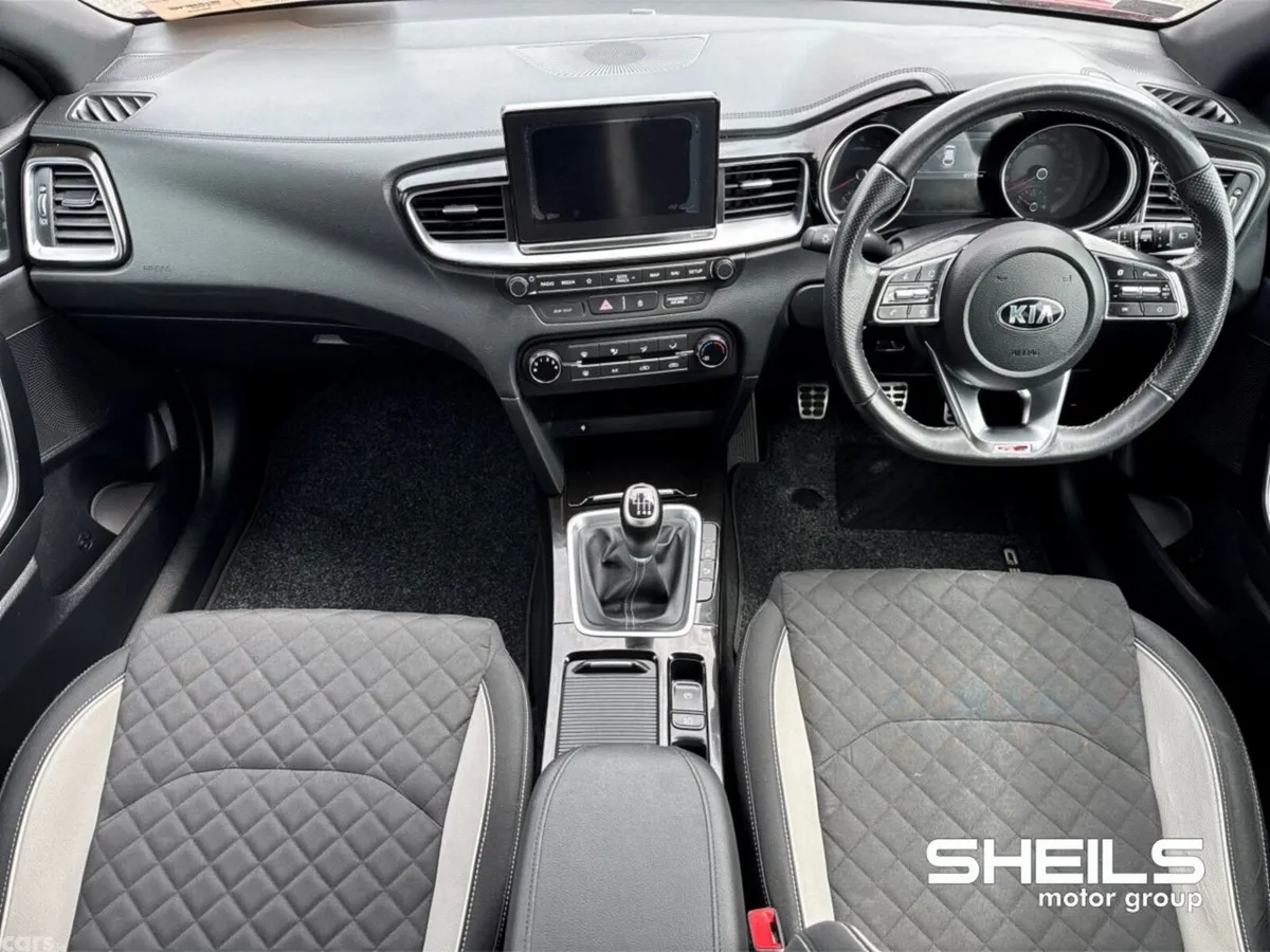Kia ProCeed Hatchback, Petrol, 2020, Red