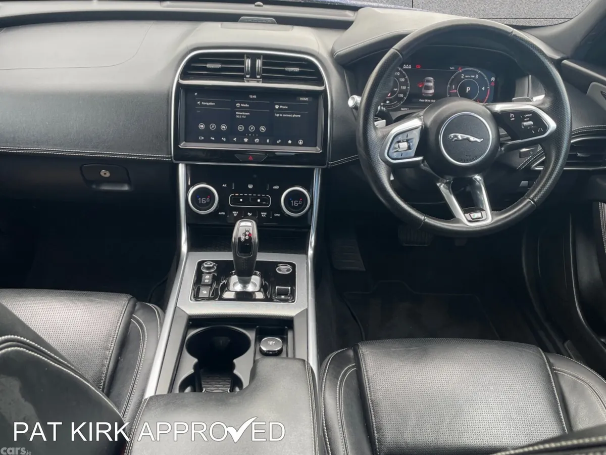 Jaguar XE Saloon, Diesel, 2020, Blue