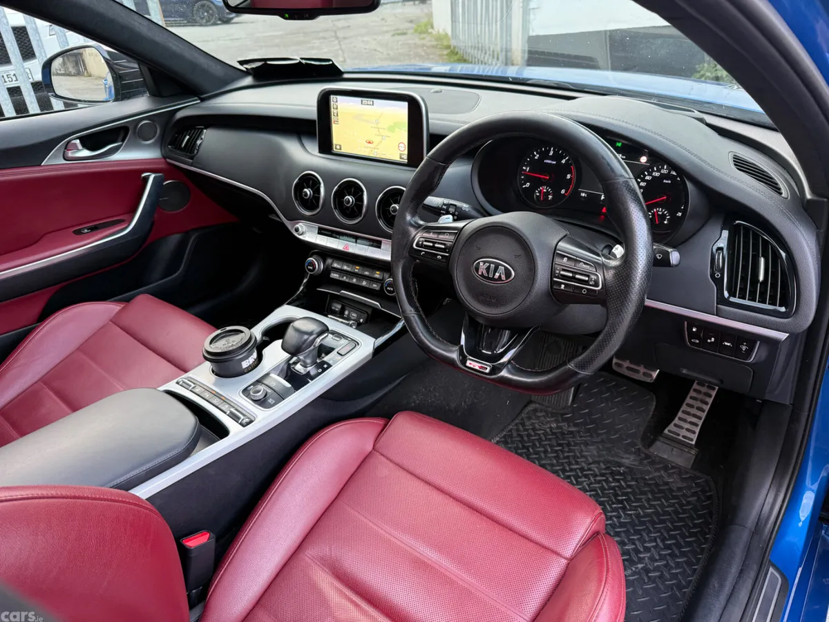 Kia Stinger Hatchback, Diesel, 2018, Blue
