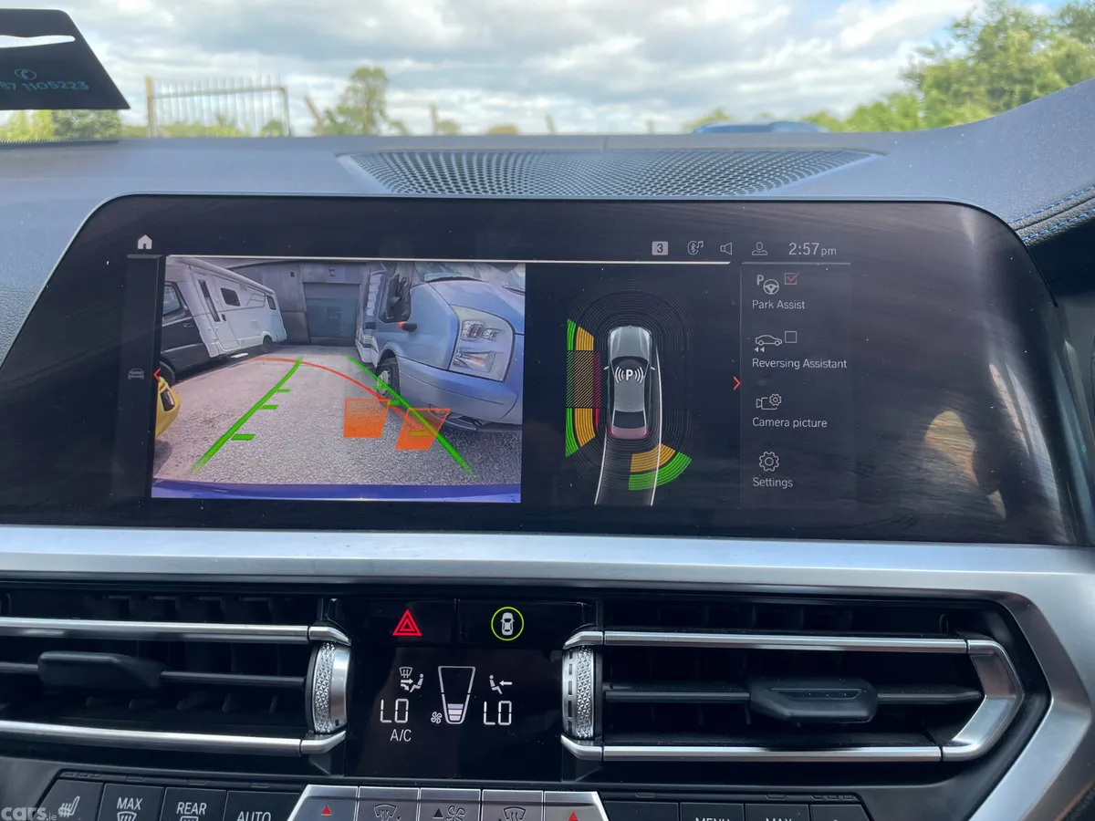 BMW 3-Series Saloon, Diesel, 2019, Blue