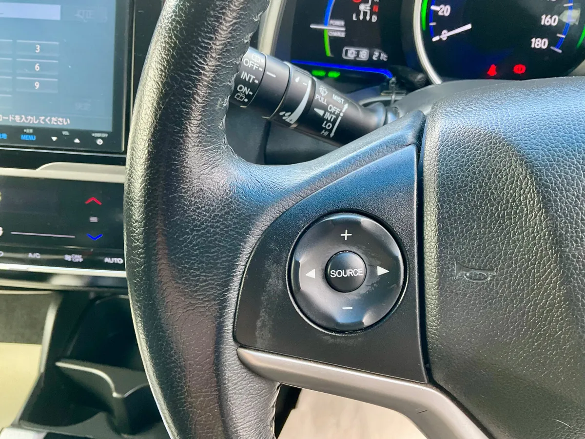 Honda Fit Hatchback, Petrol Hybrid, 2015, Silver