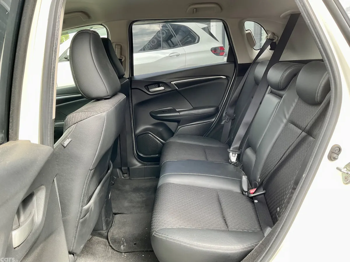 Honda Fit Hatchback, Petrol Hybrid, 2015, White