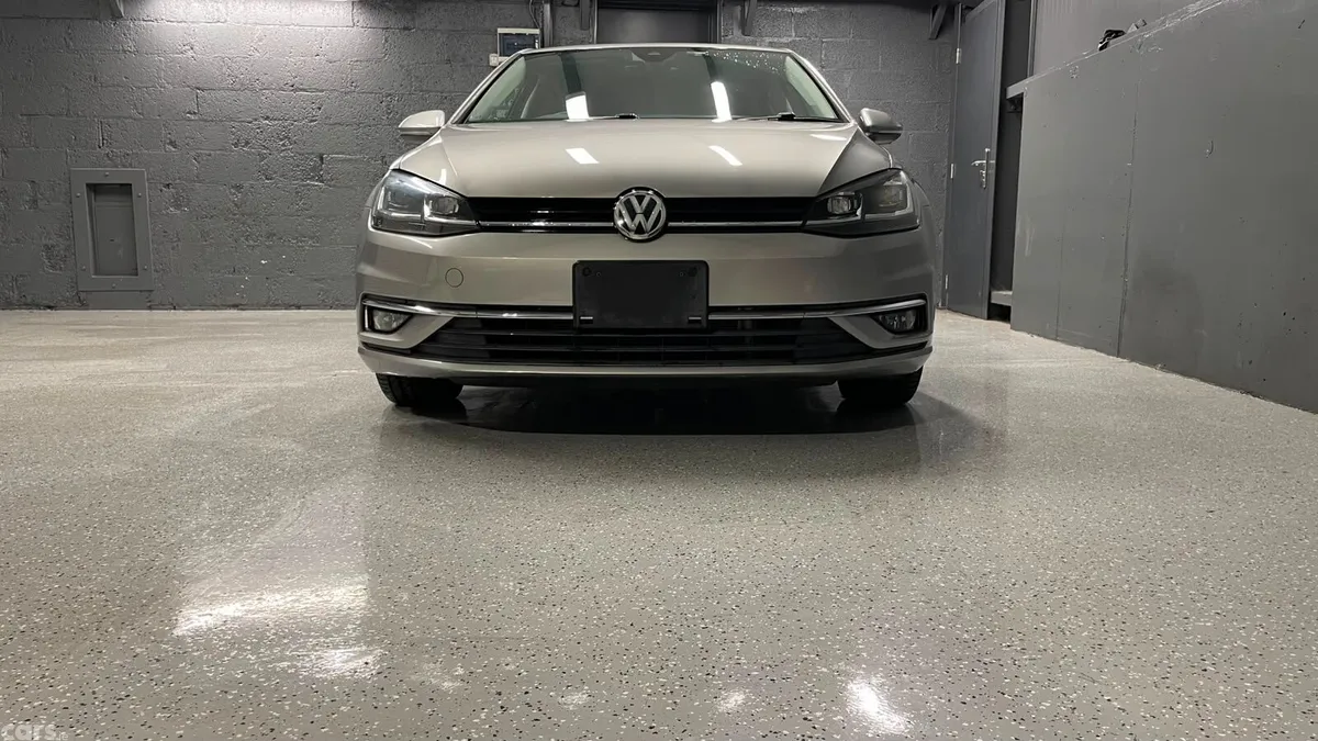 Volkswagen Golf Hatchback, Petrol, 2017, Silver