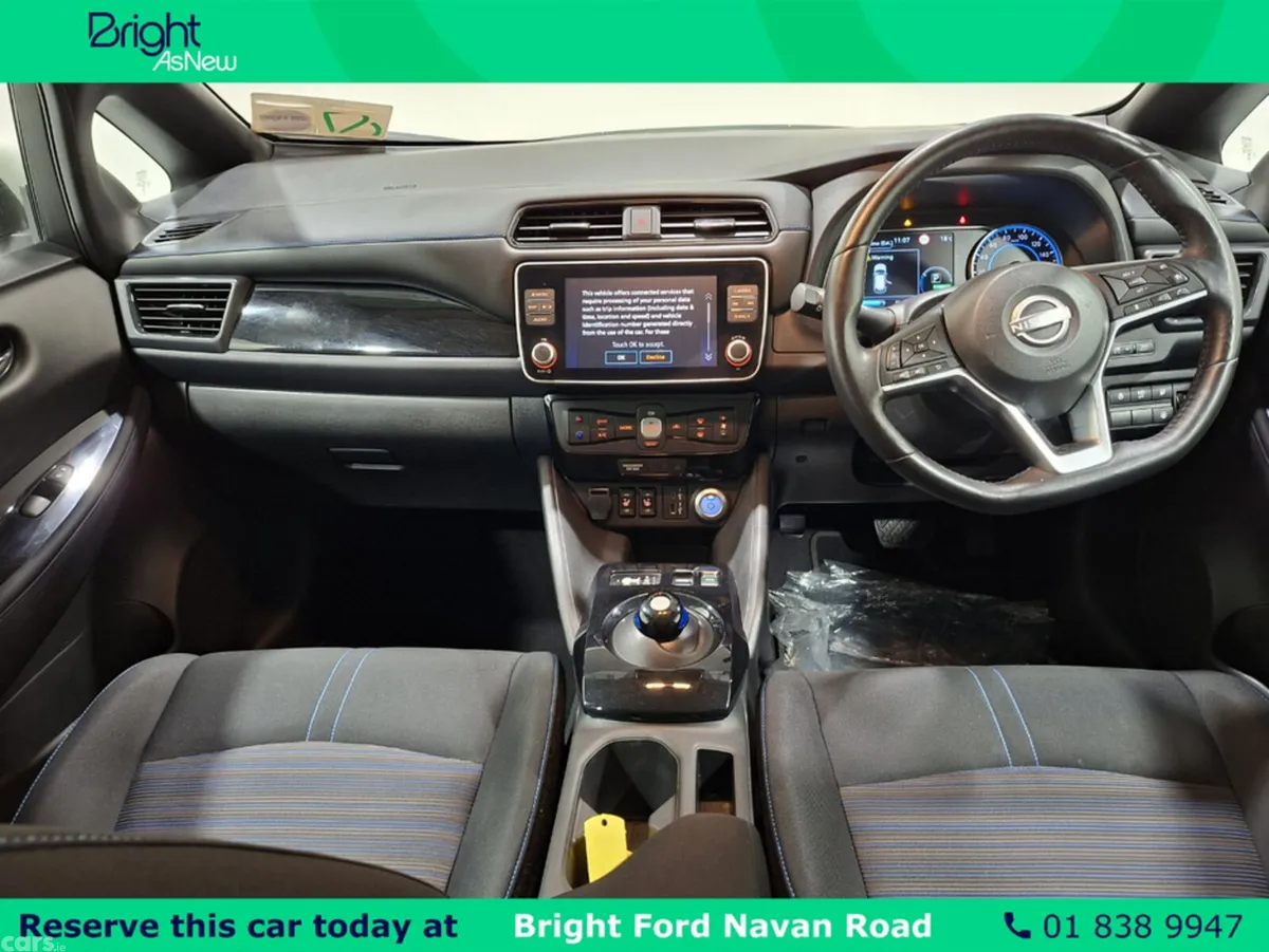 Nissan Leaf Hatchback, Electric, 2025, White