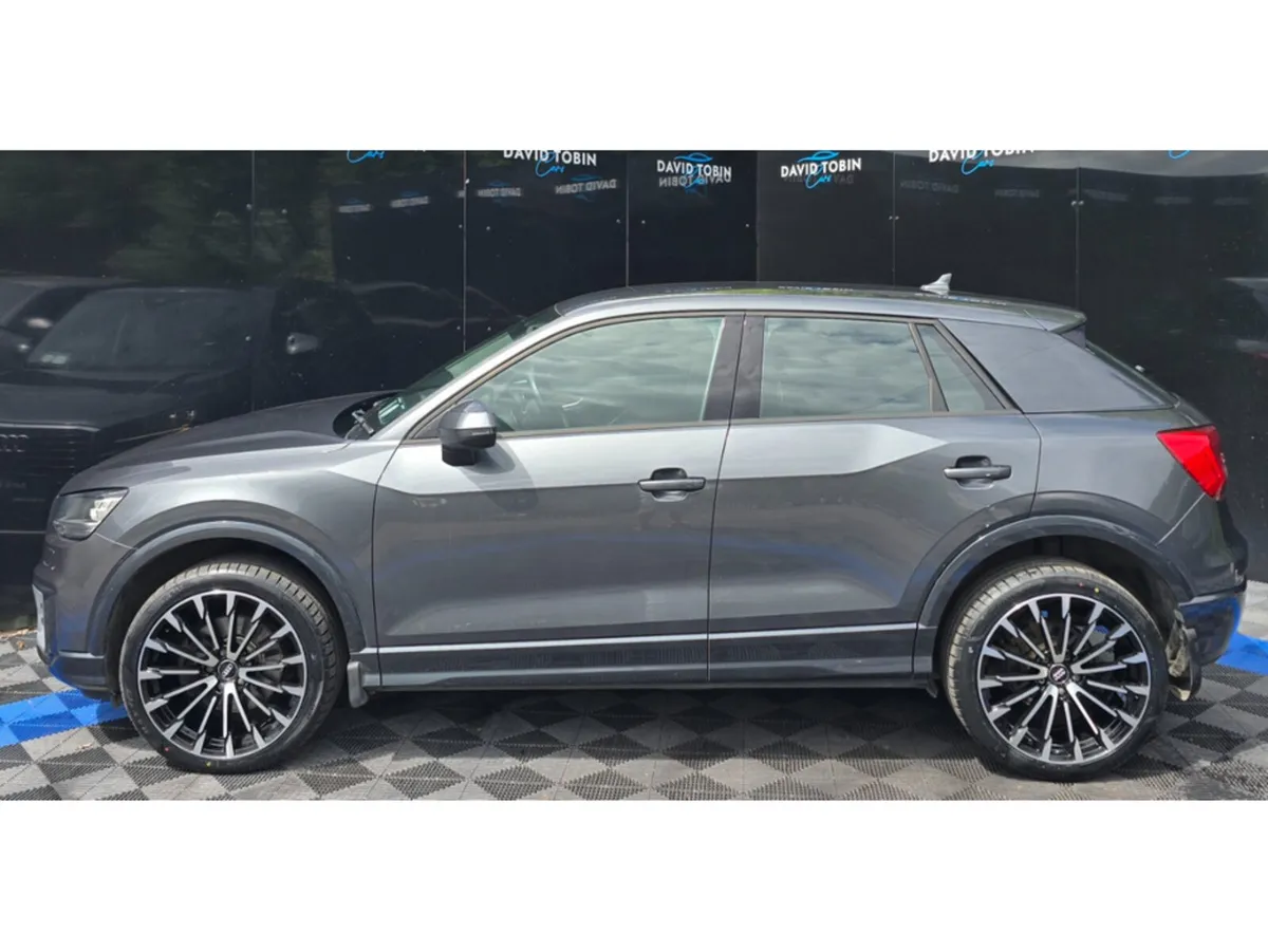 Audi Q2 SUV, Diesel, 2017, Grey