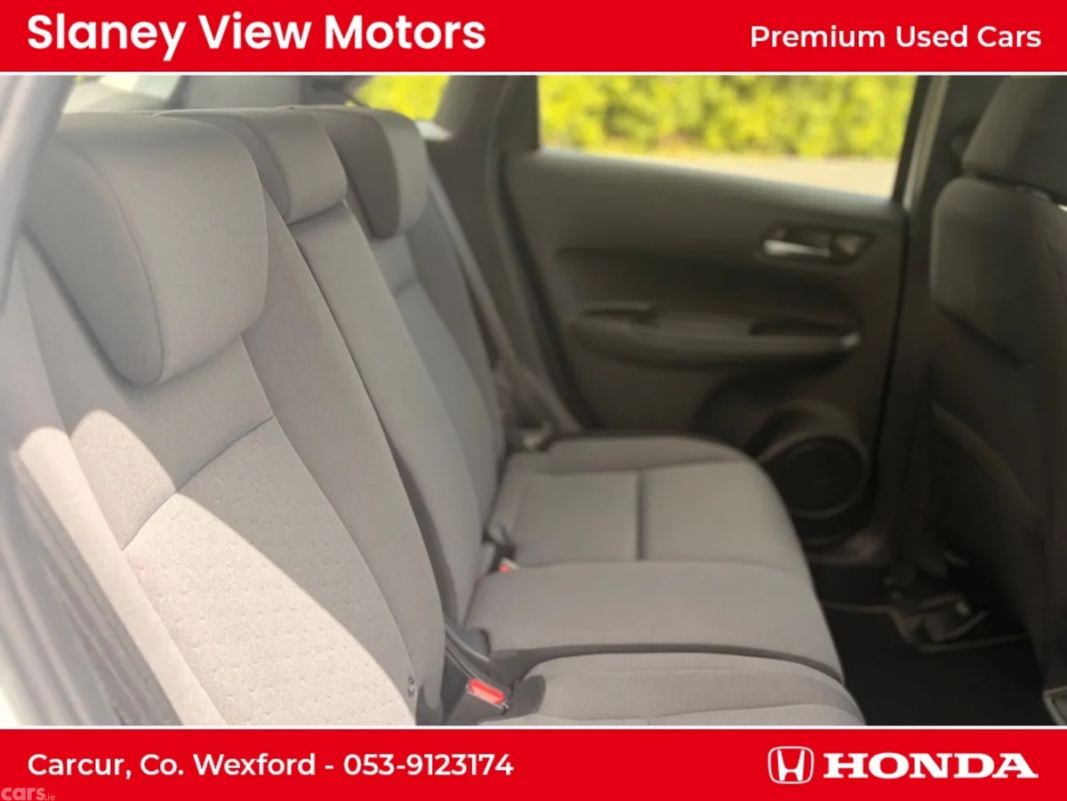 Honda Jazz Hatchback, Petrol Hybrid, 2025, White