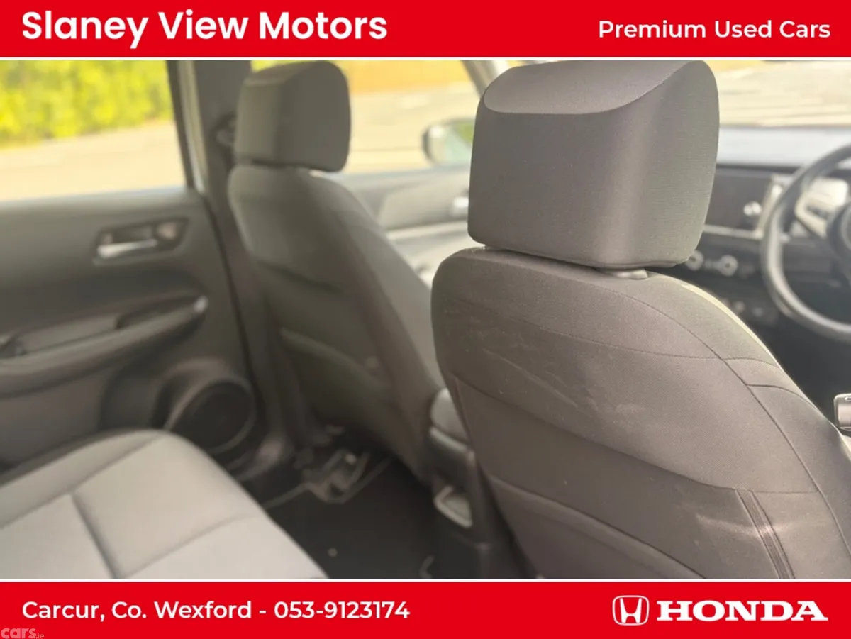 Honda Jazz Hatchback, Petrol Hybrid, 2025, White
