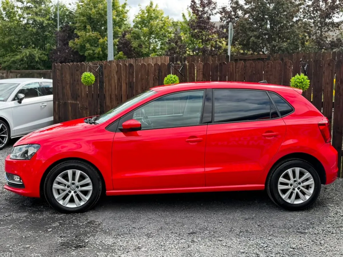 Volkswagen Polo Hatchback, Petrol, 2016, Red