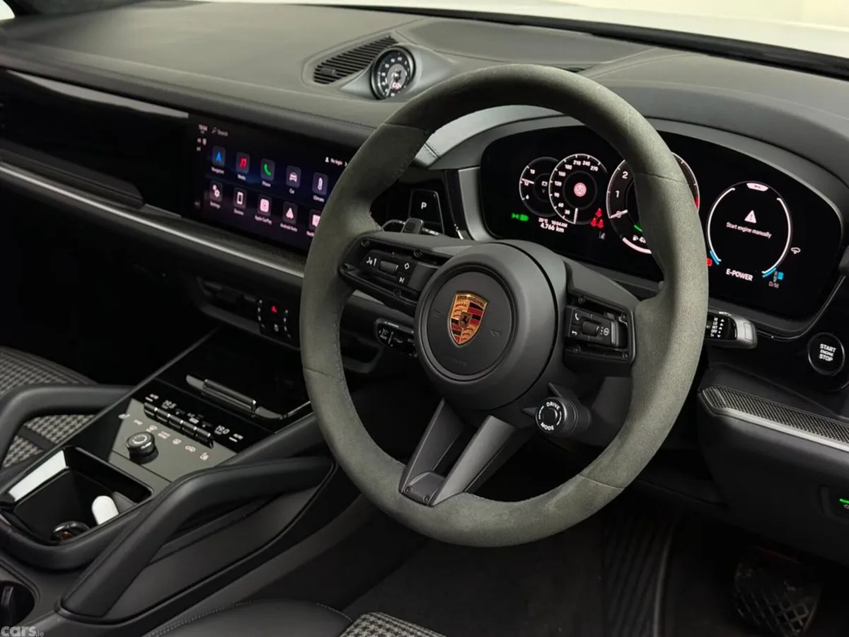 Porsche Cayenne Coupe, Petrol Plug-in Hybrid, 2026, Grey