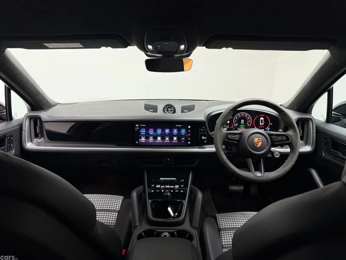 Porsche Cayenne Coupe, Petrol Plug-in Hybrid, 2026, Grey