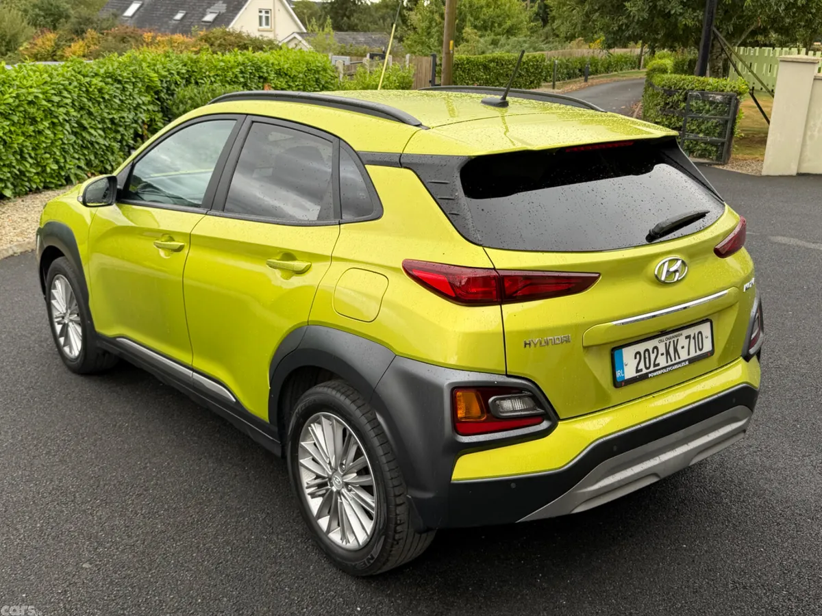 Hyundai KONA MPV, Petrol, 2020, Green