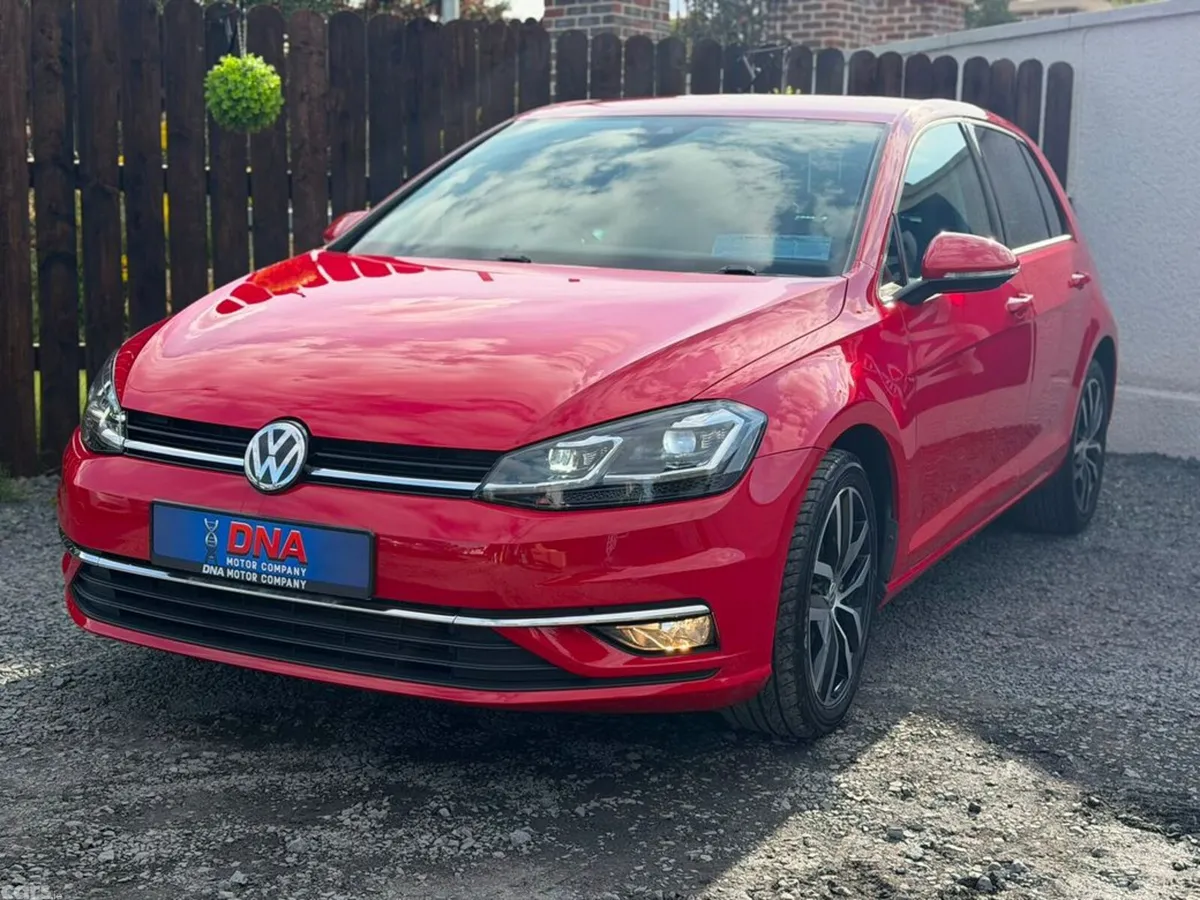 Volkswagen Golf Hatchback, Petrol, 2018, Red
