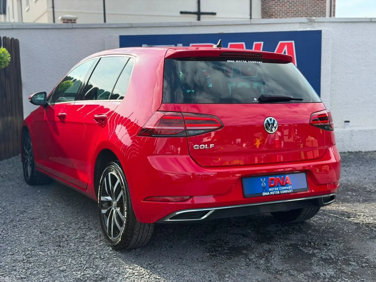 Volkswagen Golf Hatchback, Petrol, 2018, Red