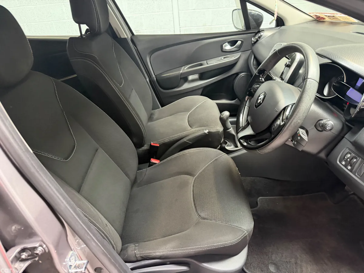 Renault Clio Hatchback, Petrol, 2016, Grey