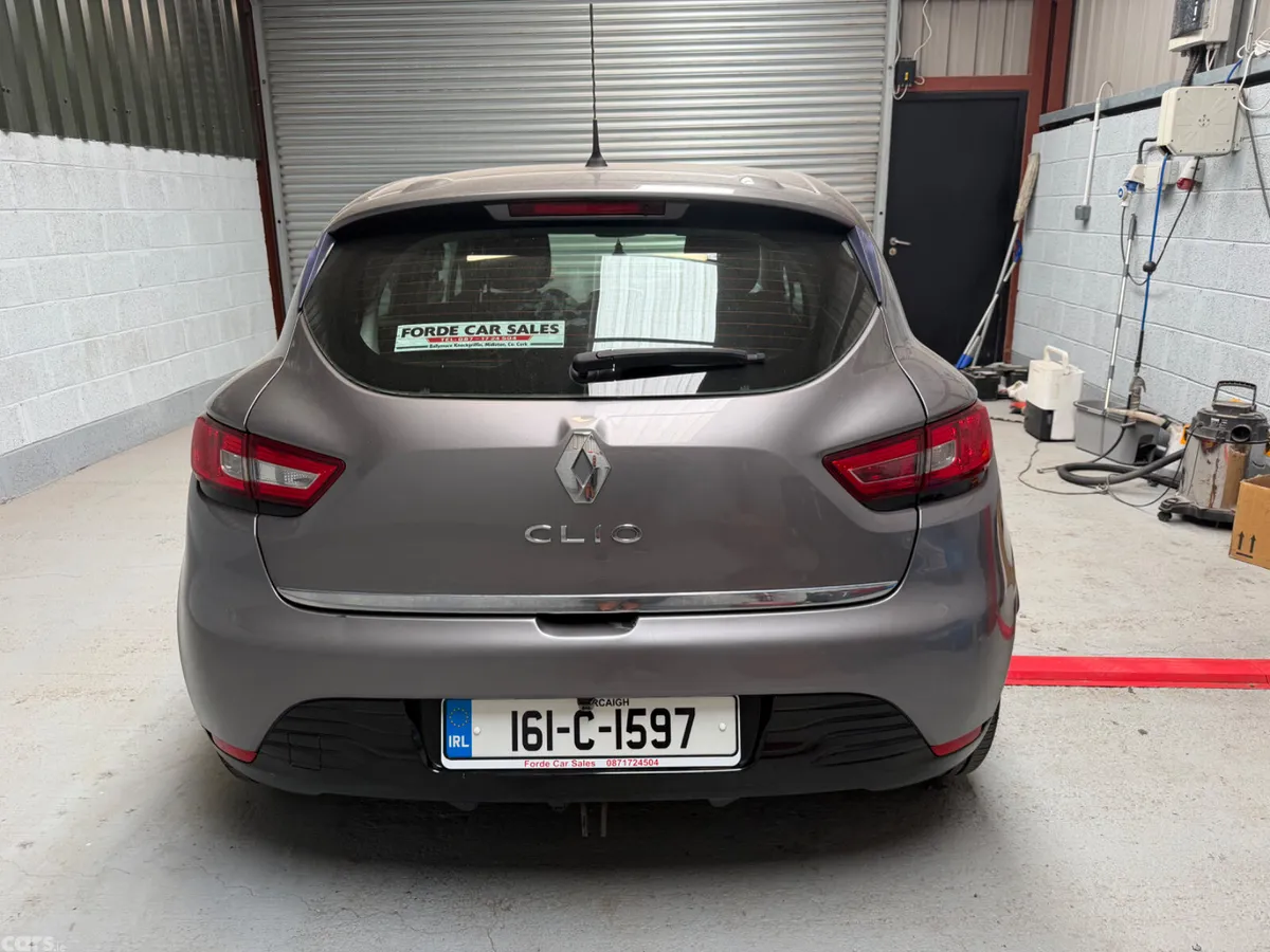 Renault Clio Hatchback, Petrol, 2016, Grey