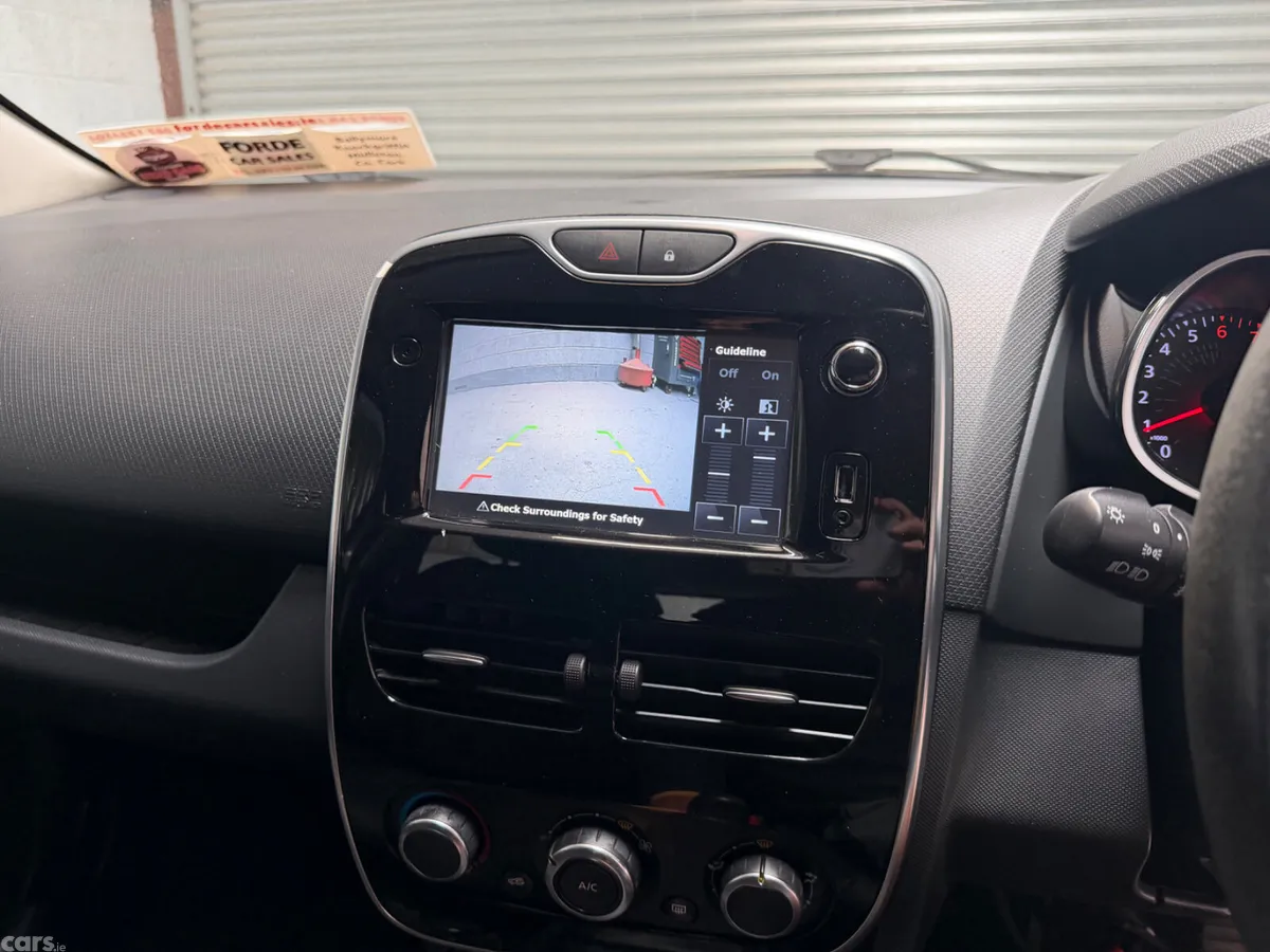 Renault Clio Hatchback, Petrol, 2016, Grey