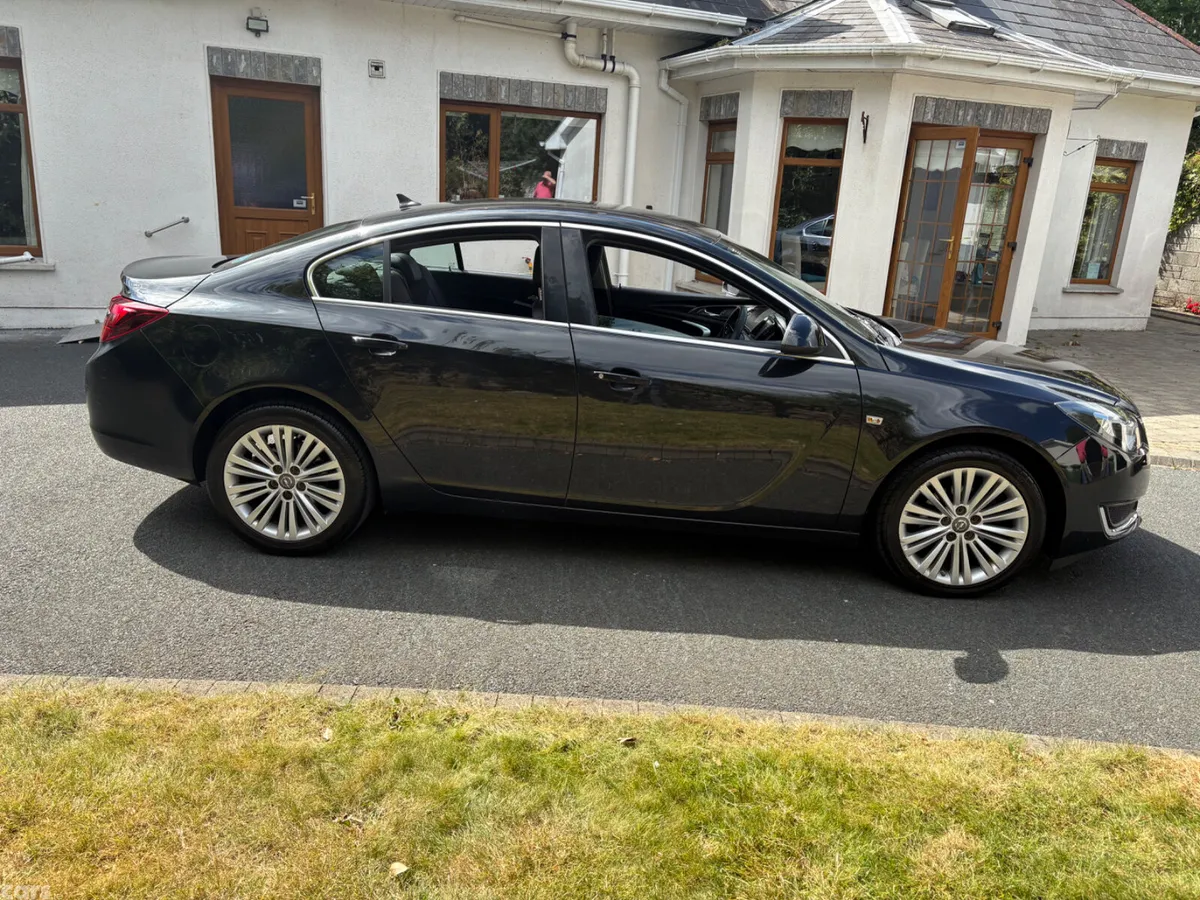 Opel Insignia Saloon, Petrol, 2015, Black
