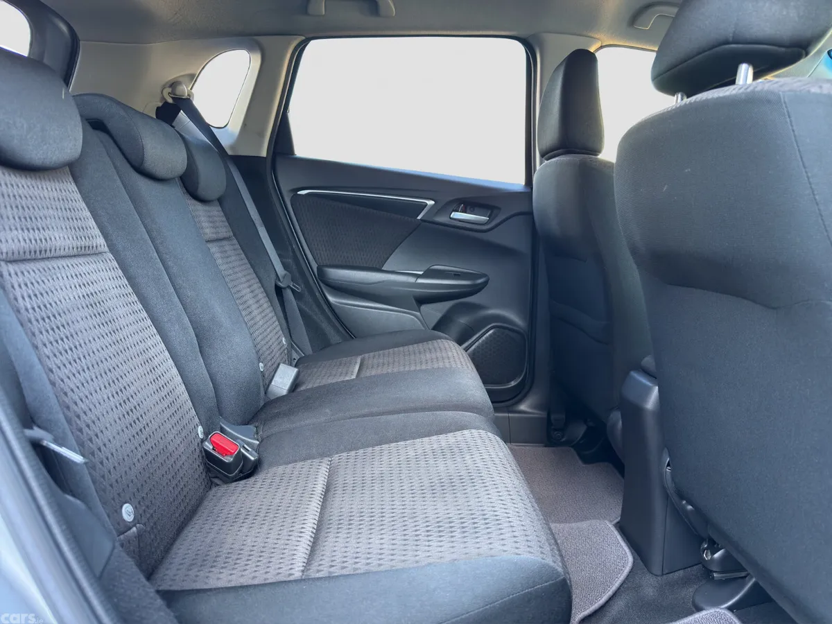 Honda Fit Hatchback, Petrol Hybrid, 2018, Silver