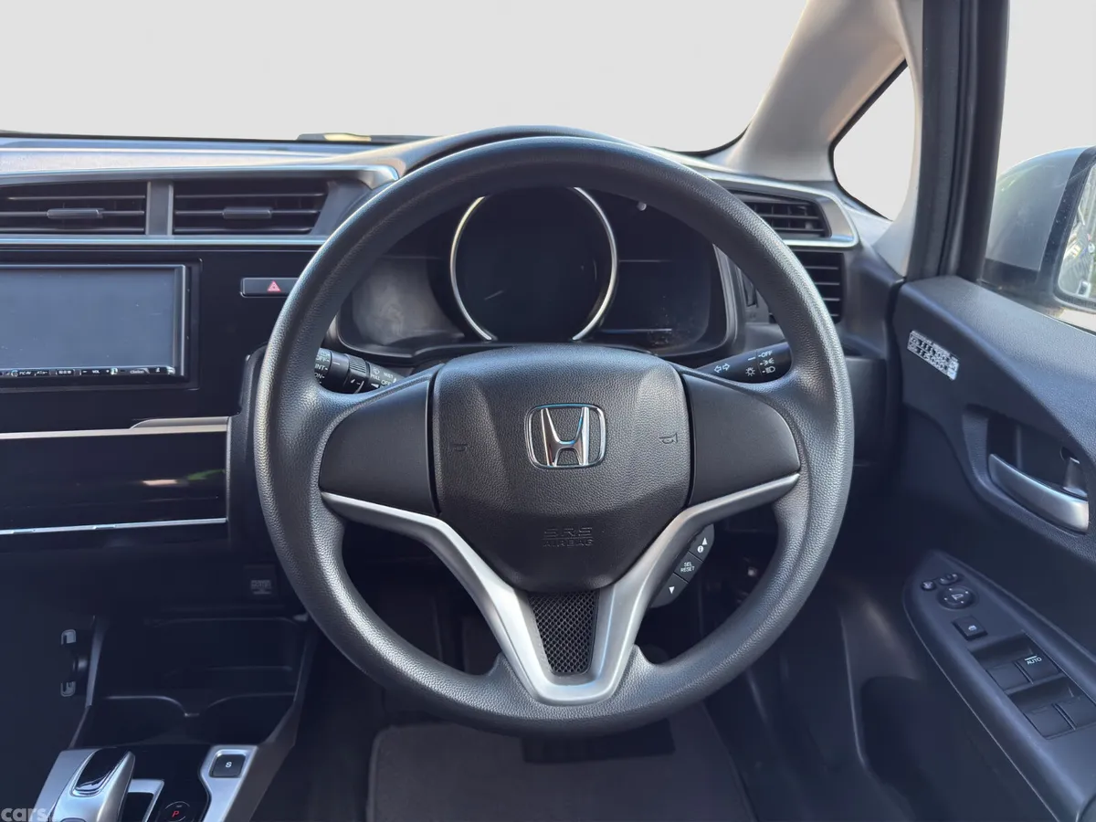 Honda Fit Hatchback, Petrol Hybrid, 2018, Silver