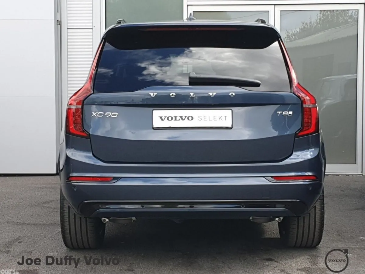 Volvo XC90 SUV, Petrol Plug-in Hybrid, 2026, Blue