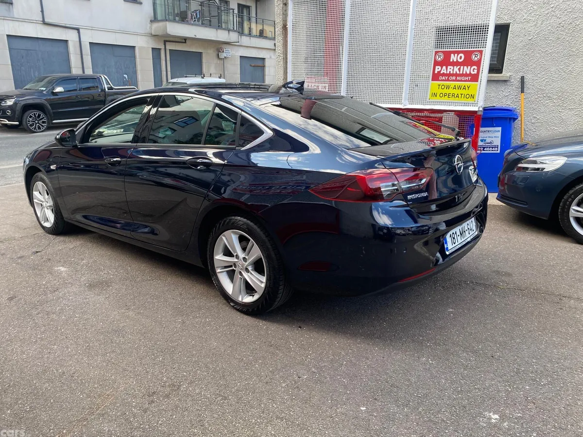Opel Insignia Hatchback, Diesel, 2018, Blue