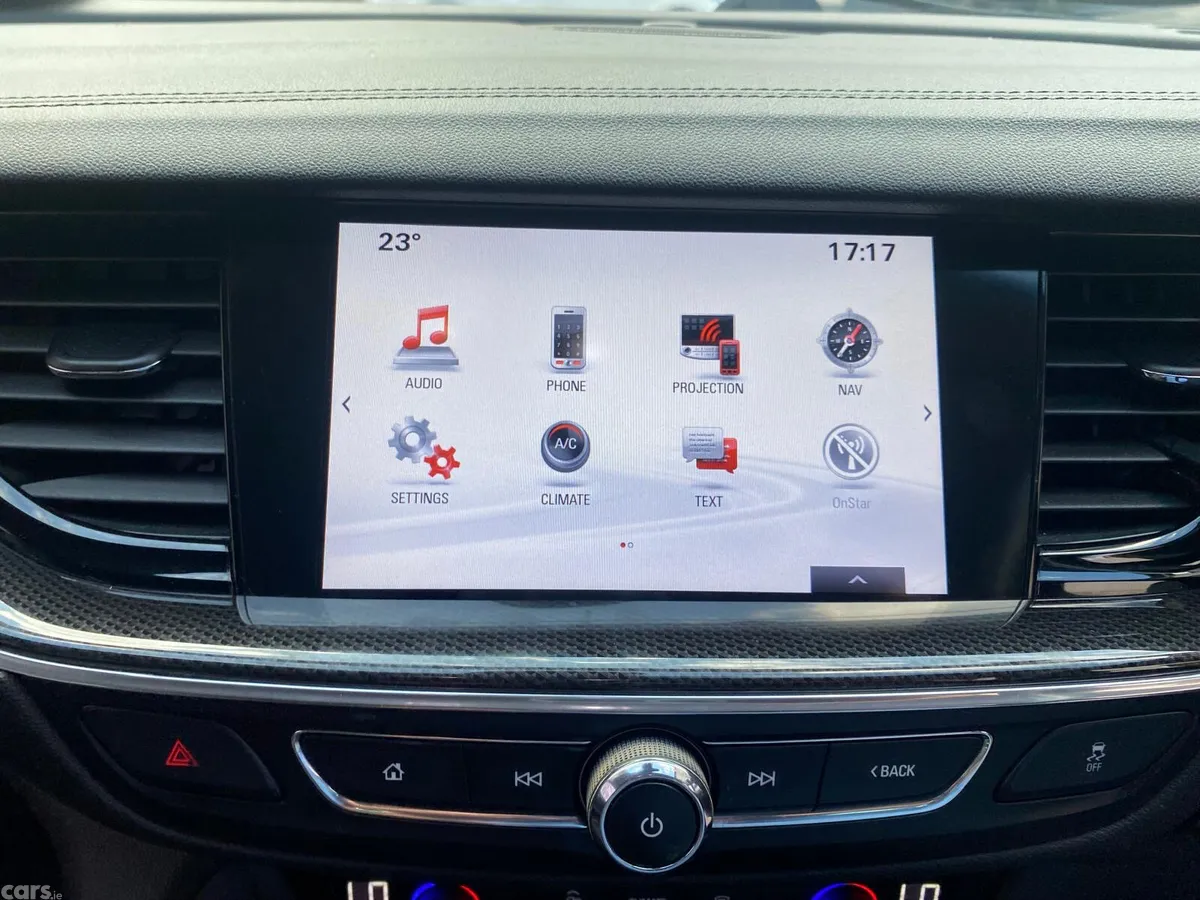 Opel Insignia Hatchback, Diesel, 2018, Blue