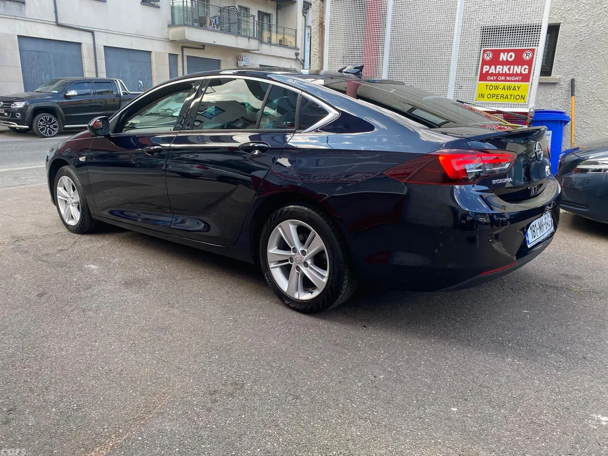 Opel Insignia Hatchback, Diesel, 2018, Blue