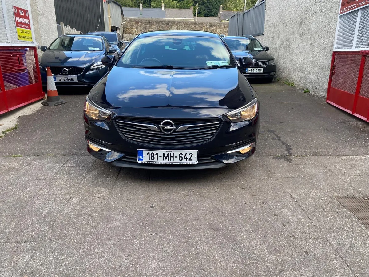 Opel Insignia Hatchback, Diesel, 2018, Blue