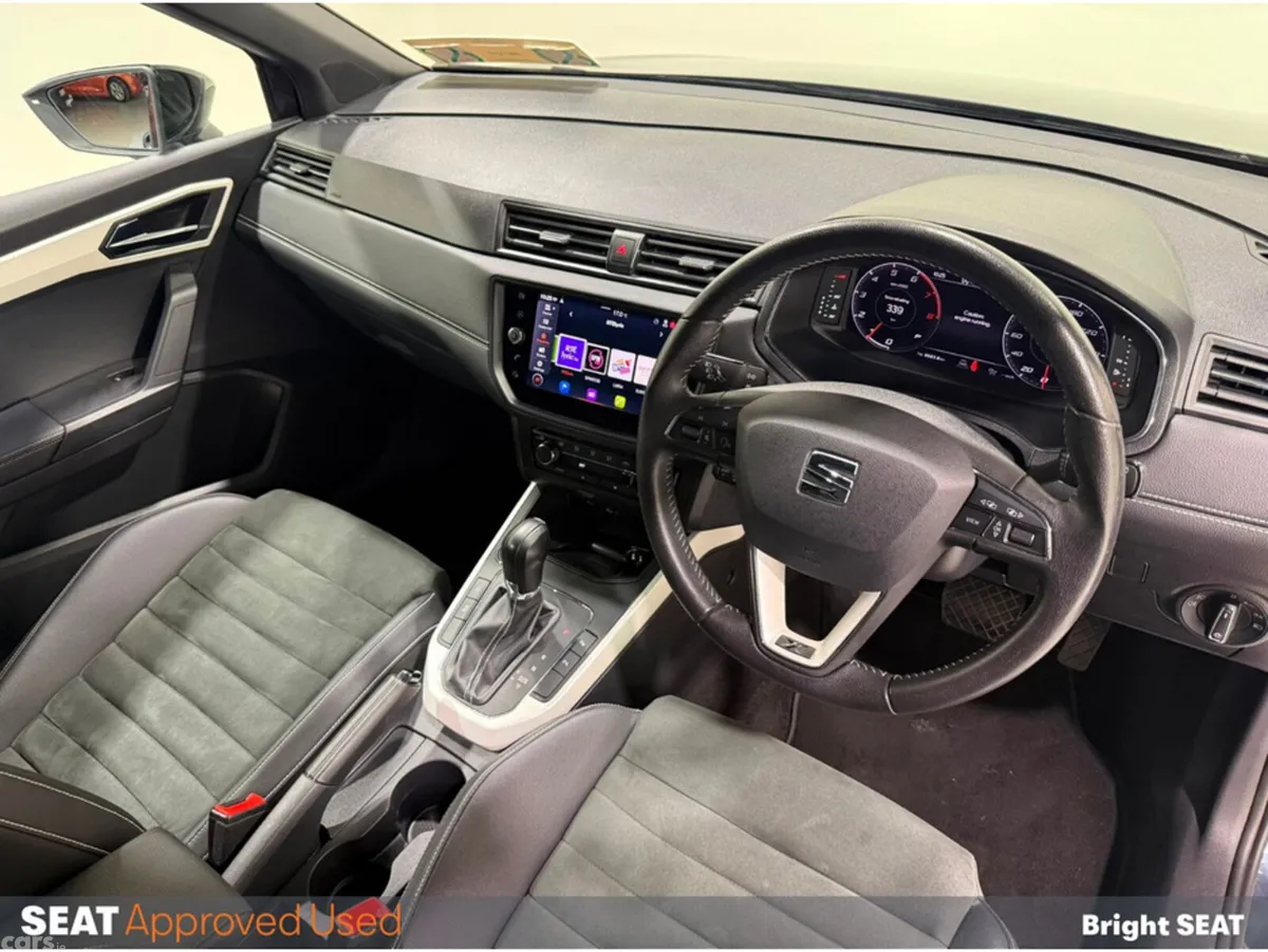 SEAT Arona Hatchback, Petrol, 2021, Grey