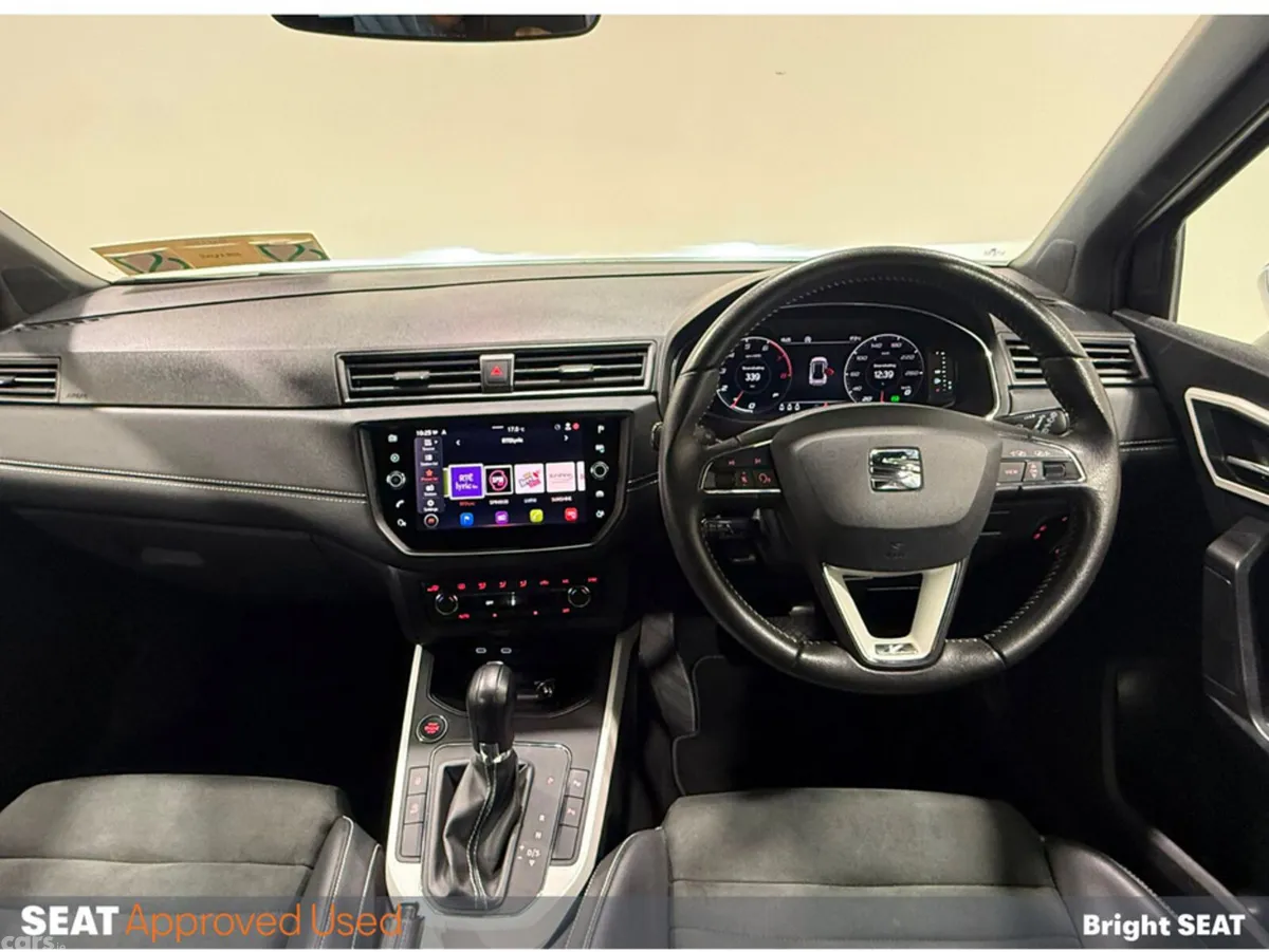 SEAT Arona Hatchback, Petrol, 2021, Grey